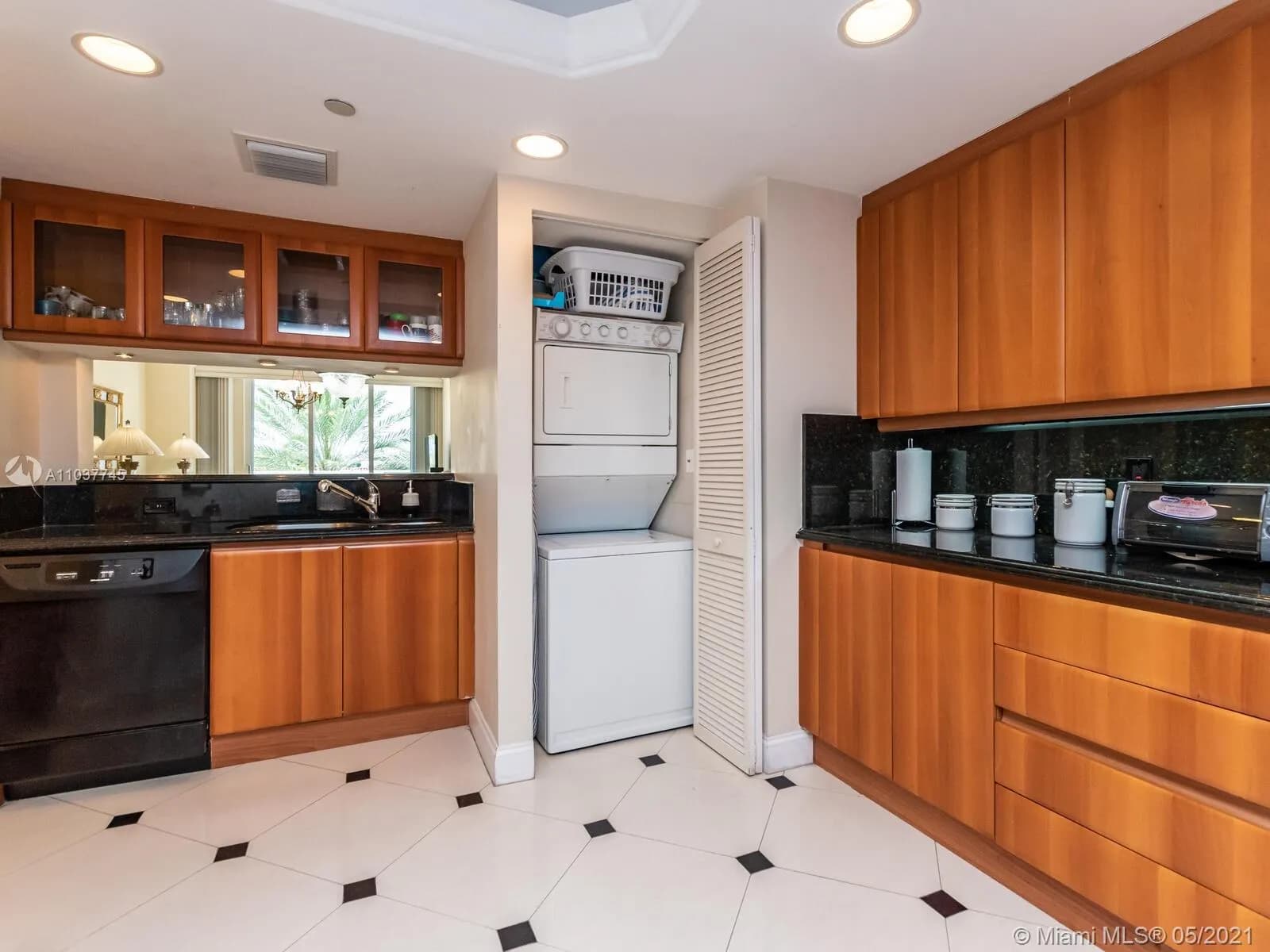 9595 Collins Ave # F, Surfside FL 33154