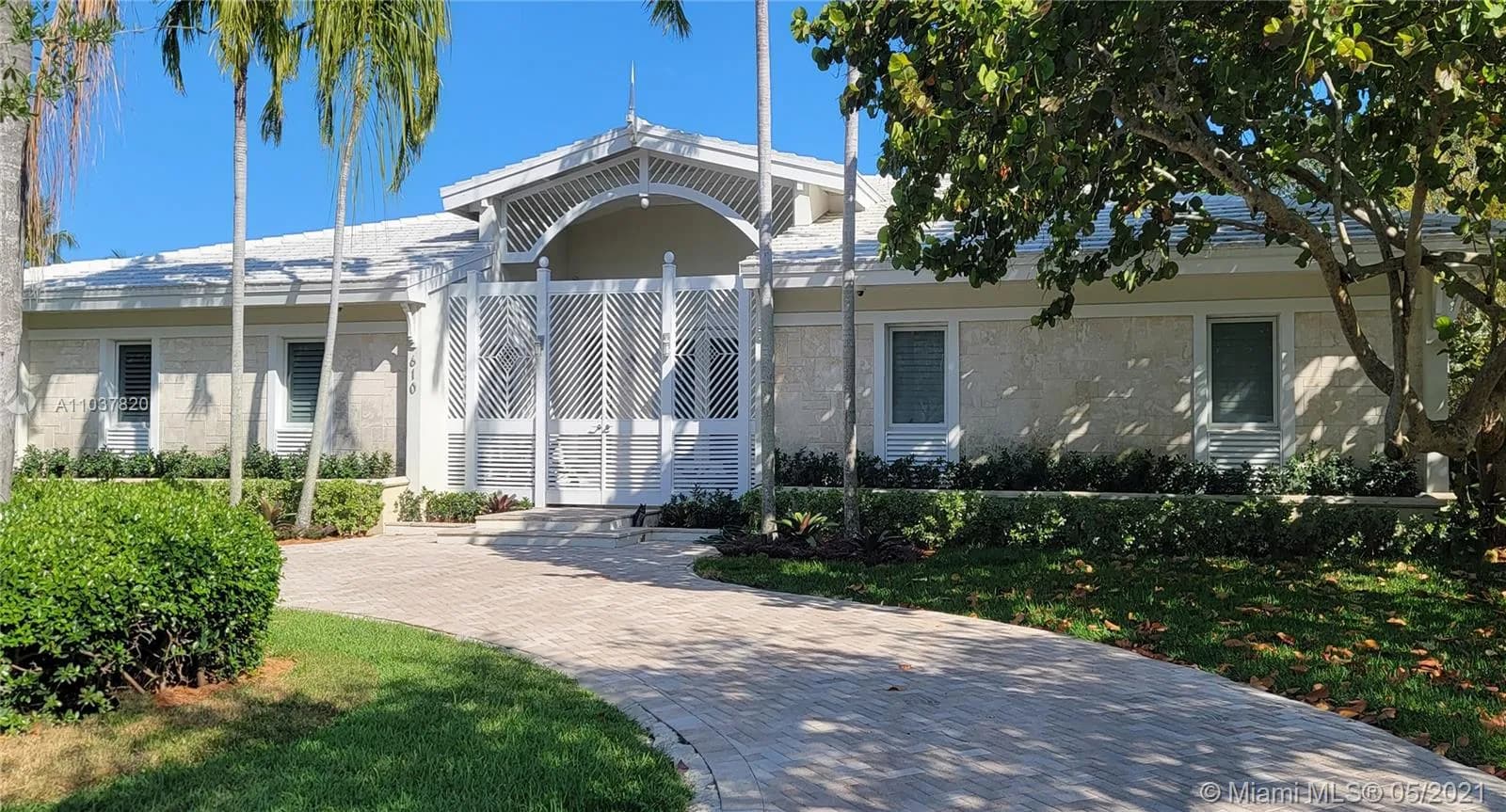 610 Reinante Ave, Coral Gables FL 33156