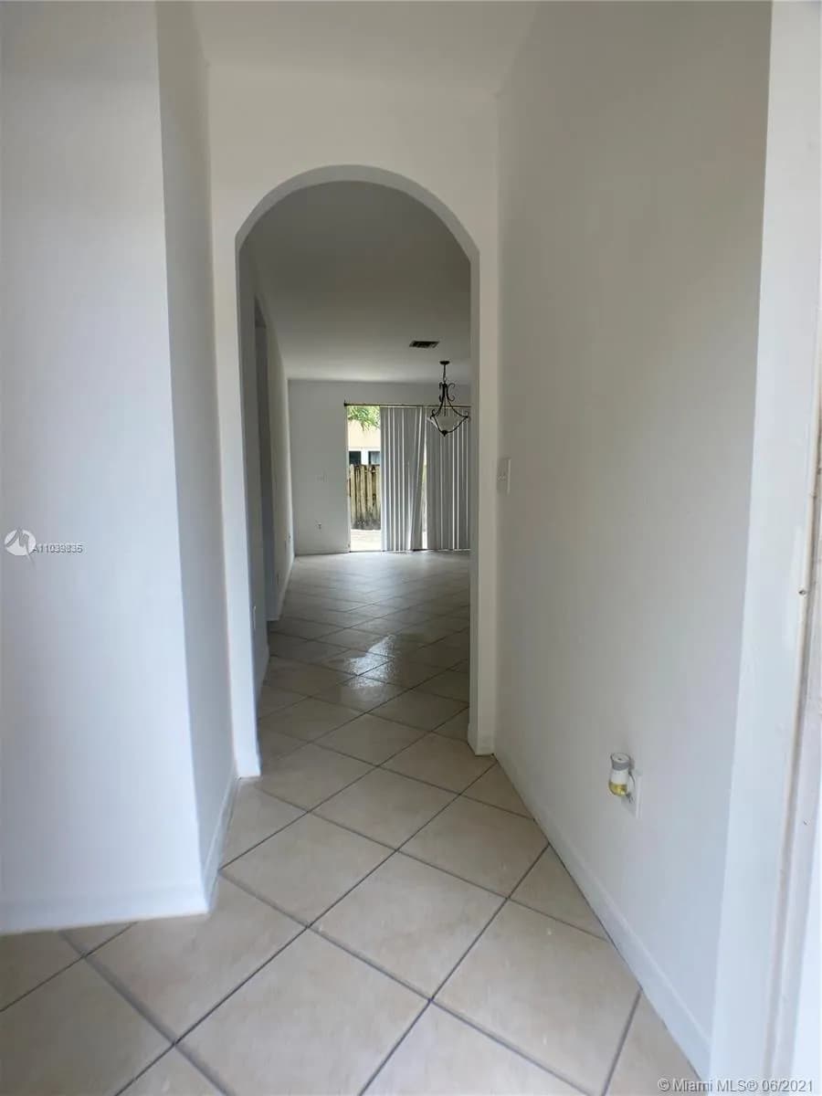 640 SE 1st St, Homestead FL 33030