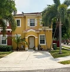 640 SE 1st St, Homestead FL 33030