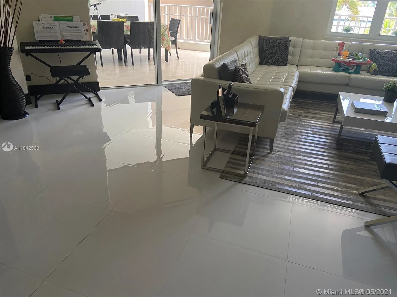 701 Brickell Key Blvd # 4, Miami FL 33131