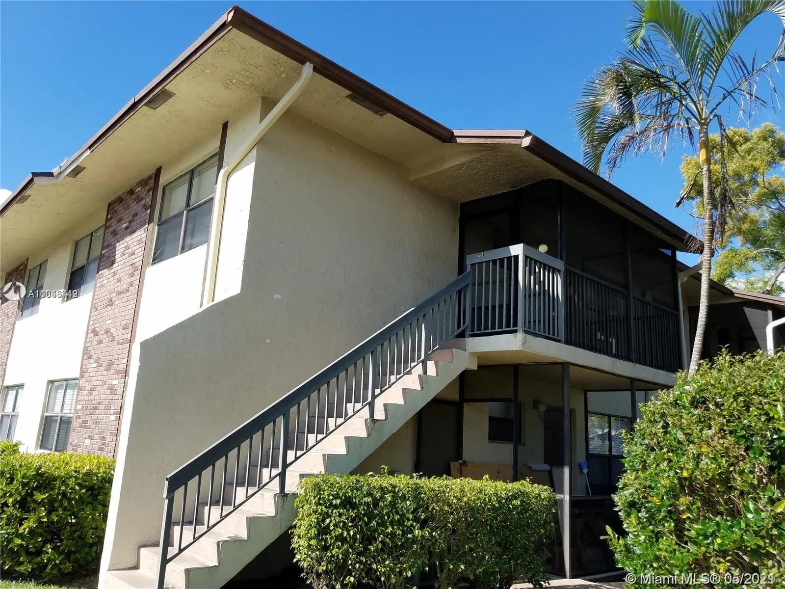 10017 Winding Lake Rd # 201, Sunrise FL 33351