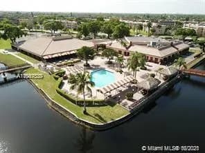 9041 Sunrise Lakes Blvd # 311, Sunrise FL 33322