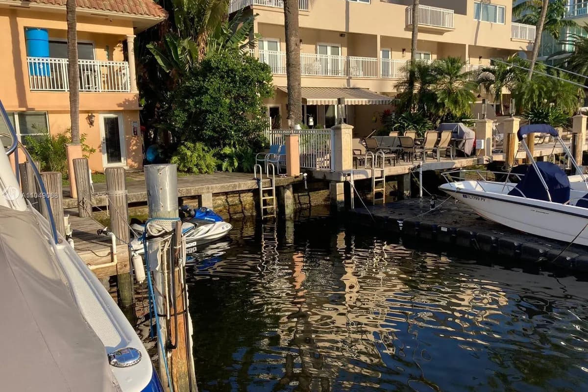 65 Hendricks Isle, Fort Lauderdale FL 33301