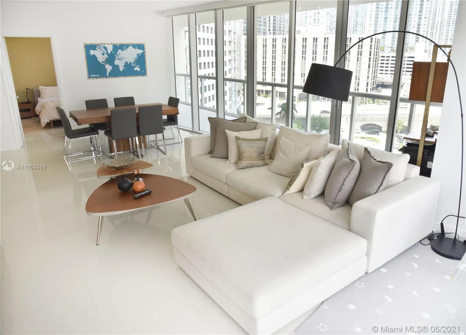 465 Brickell Ave # 1002, Miami FL 33131
