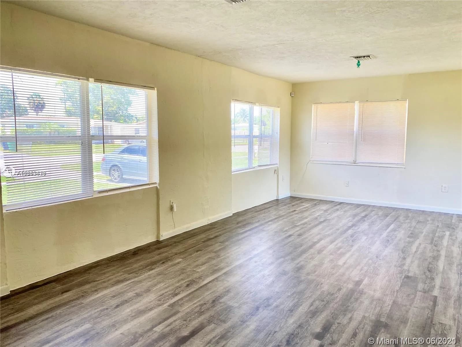 3441 NW 6th Ct, Lauderhill FL 33311