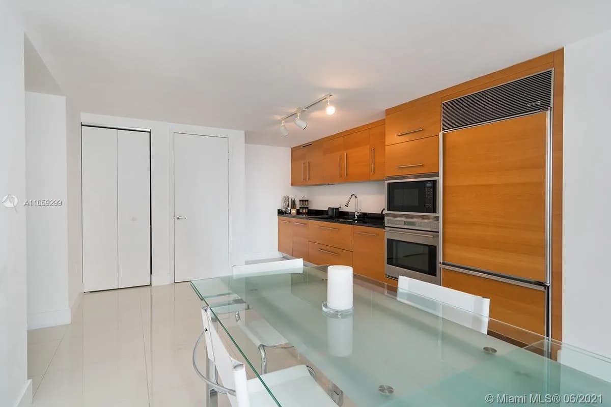 485 Brickell Ave # 1711, Miami FL 33131