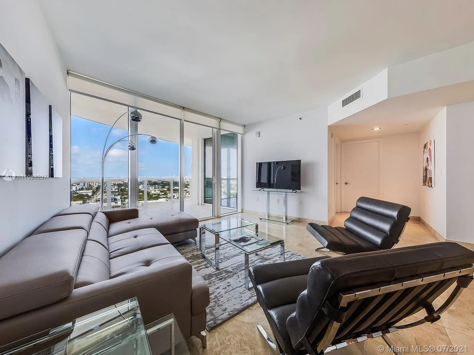 400 Alton Rd # 2309, Miami Beach FL 33139