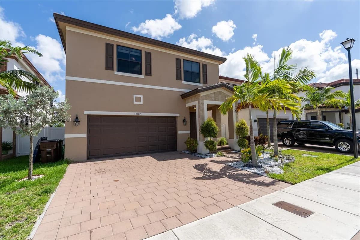 3592 W 104th Ter, Hialeah FL 33018