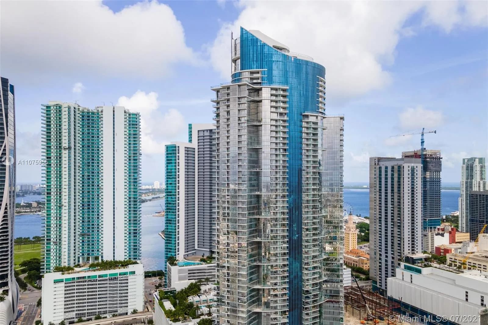 851 NE 1st Ave # 3011, Miami FL 33132