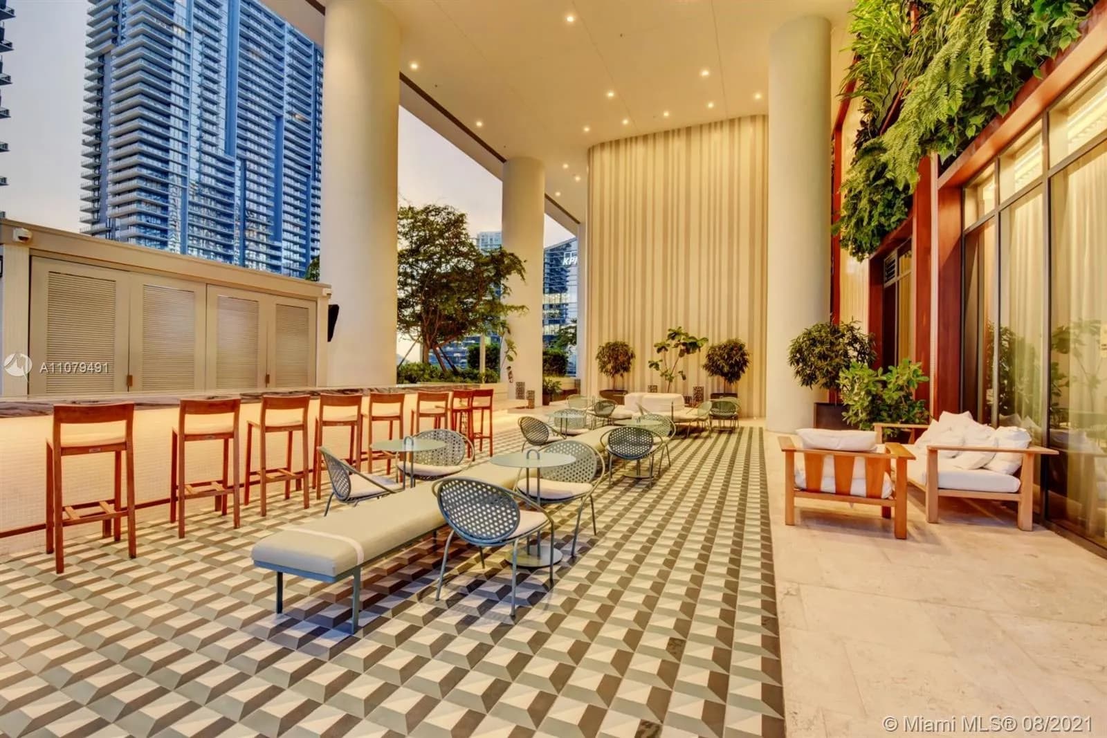 801 S Miami Ave # 3904, Miami FL 33130