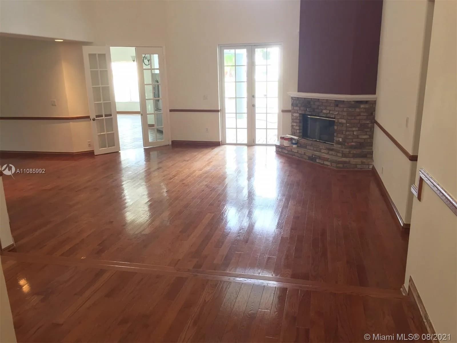 15601 SW 14th St, Pembroke Pines FL 33027