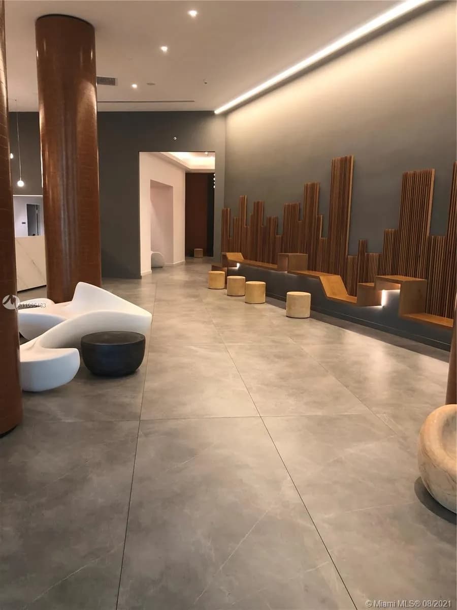 350 S Miami Ave # 2314, Miami FL 33130