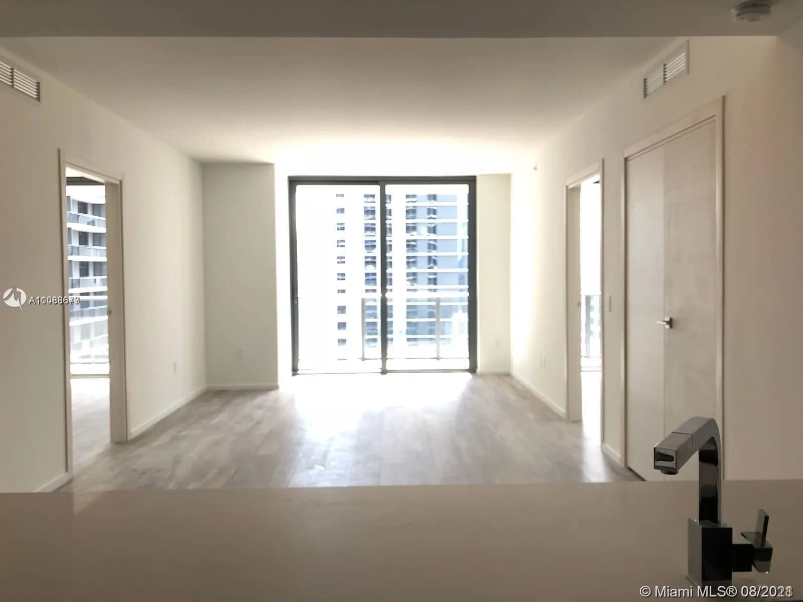 801 S Miami Ave # 2510, Miami FL 33130