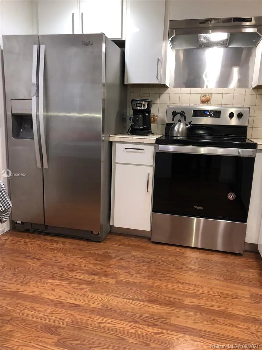 3551 NE 169th St # A, North Miami Beach FL 33160