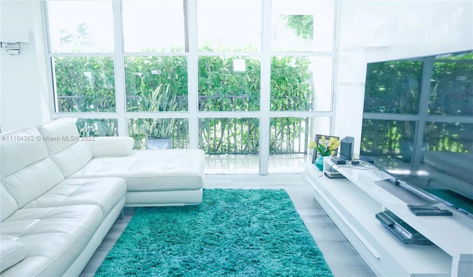 1000 Parkview Dr # 120, Hallandale Beach FL 33009