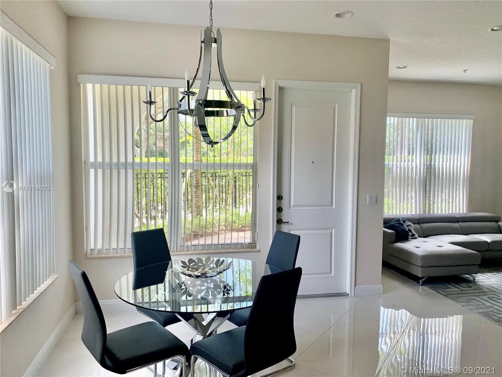 1730 NW 124th Pl, Pembroke Pines FL 33028