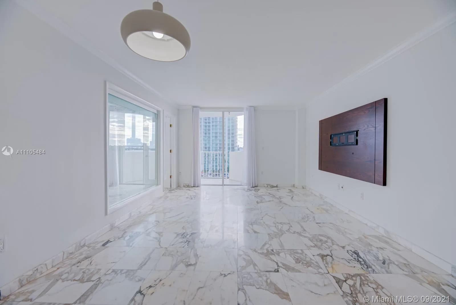 7933 West Dr # 817, North Bay Village FL 33141