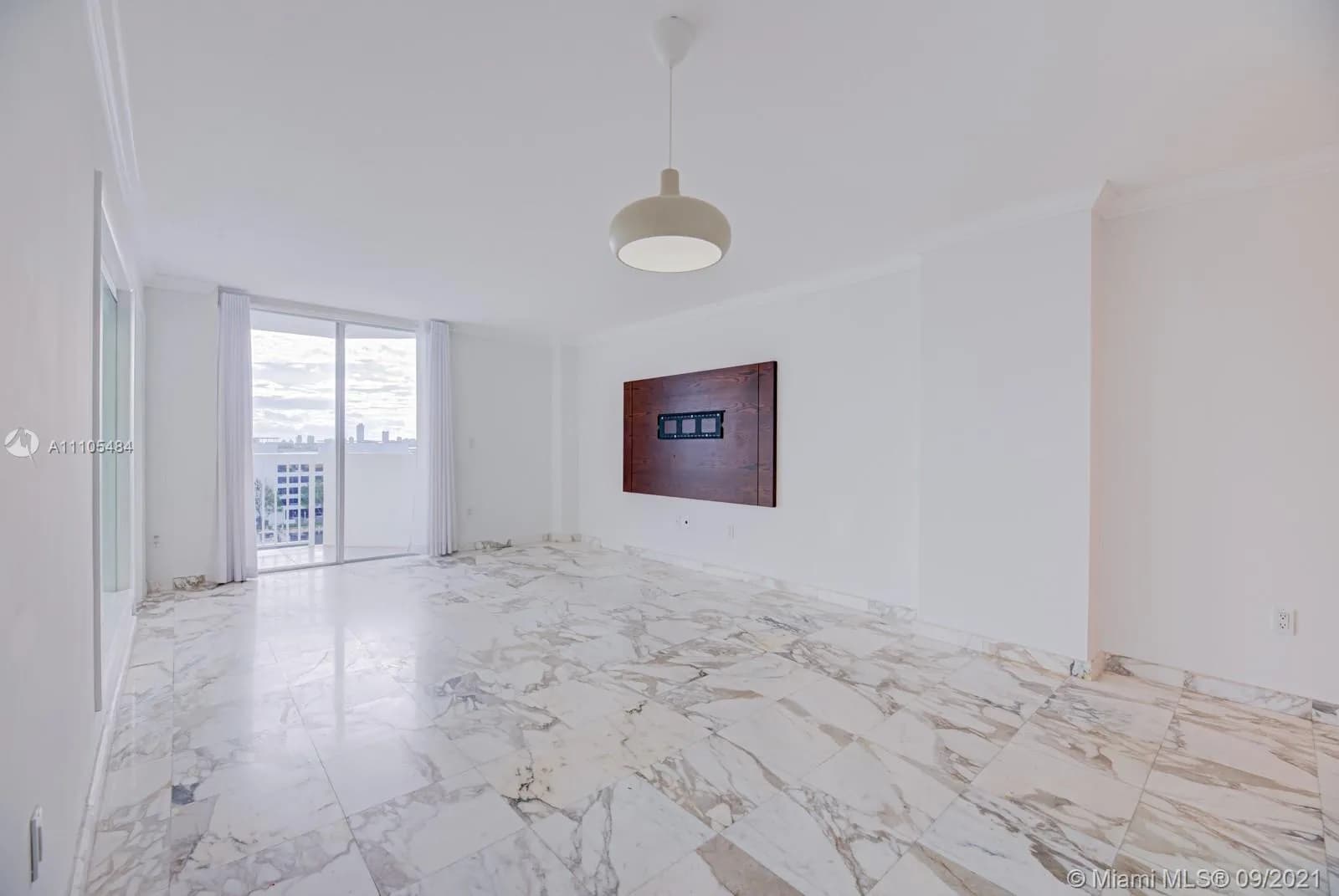 7933 West Dr # 817, North Bay Village FL 33141