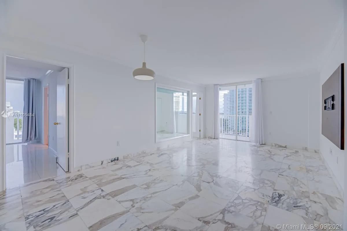 7933 West Dr # 817, North Bay Village FL 33141