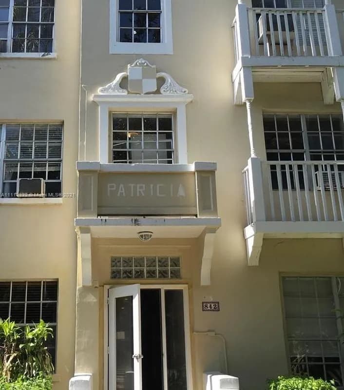 842 Meridian Ave # 3A, Miami Beach FL 33139