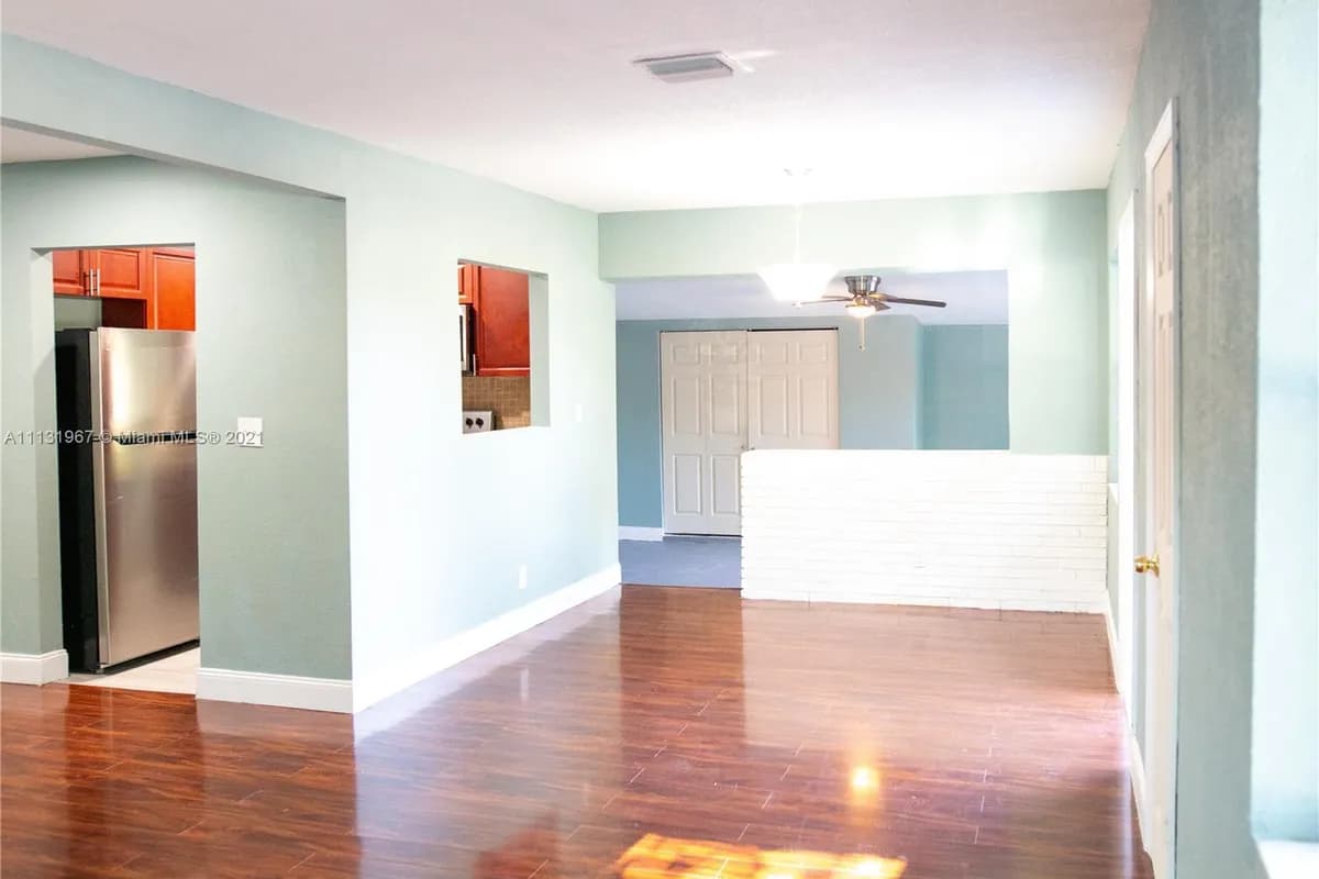 1704 NW 18th St, Fort Lauderdale FL 33311