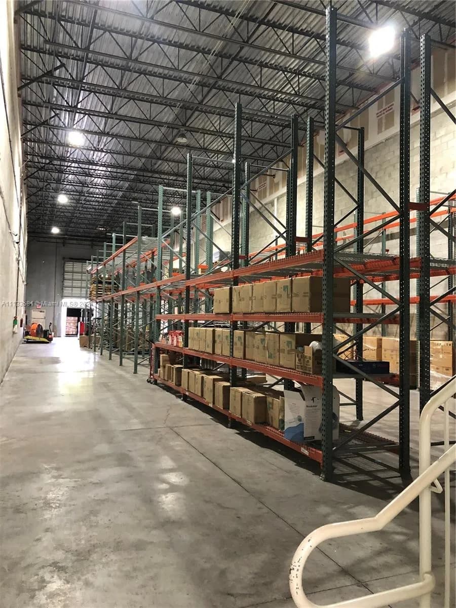 9990 NW 14th St # 103, Doral FL 33172