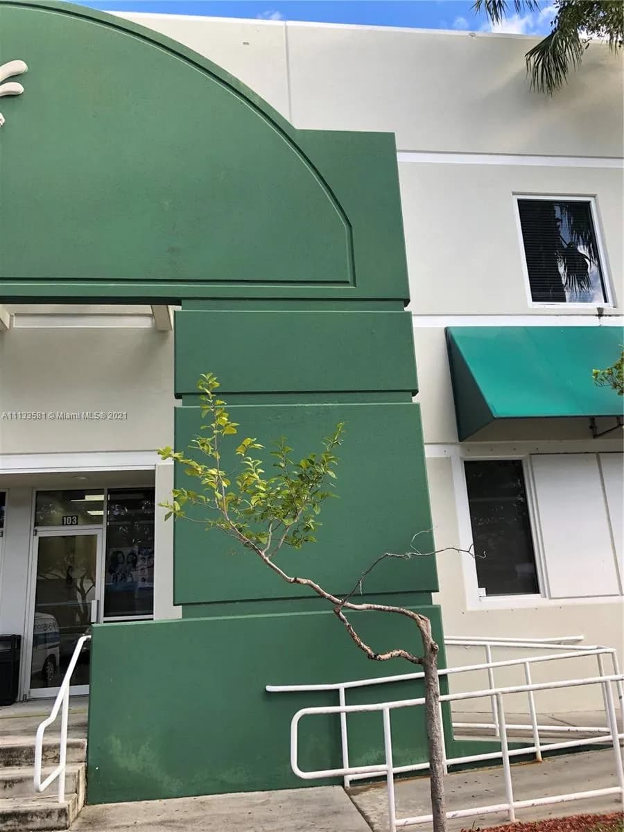 9990 NW 14th St # 103, Doral FL 33172