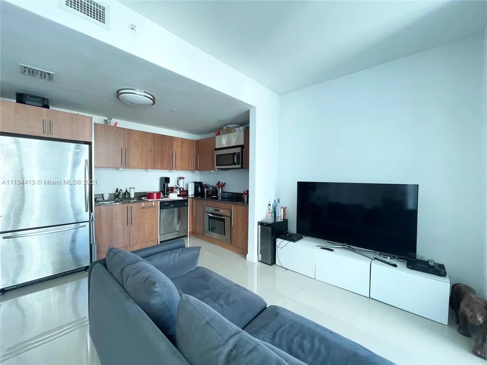 300 S Biscayne Blvd # 2603, Miami FL 33131