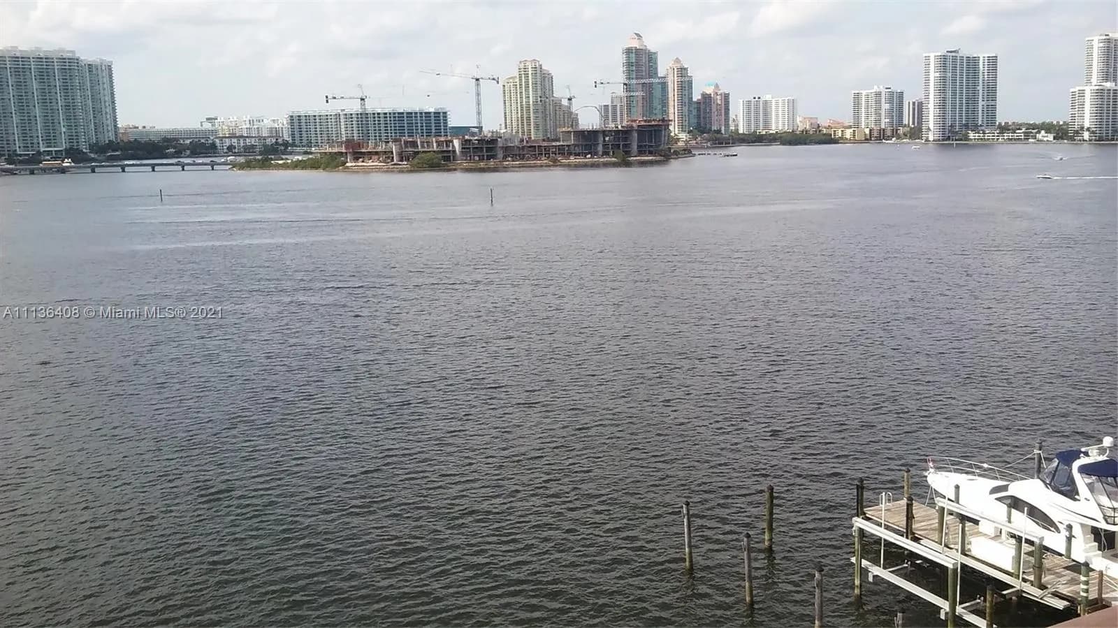 17878 N Bay Rd # 207, Sunny Isles Beach FL 33160