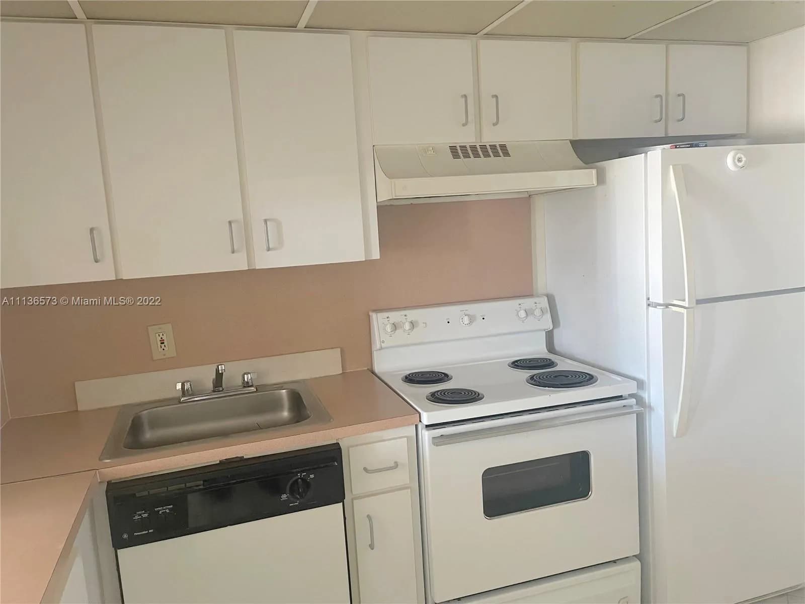 2829 Indian Creek Dr # 604, Miami Beach FL 33140