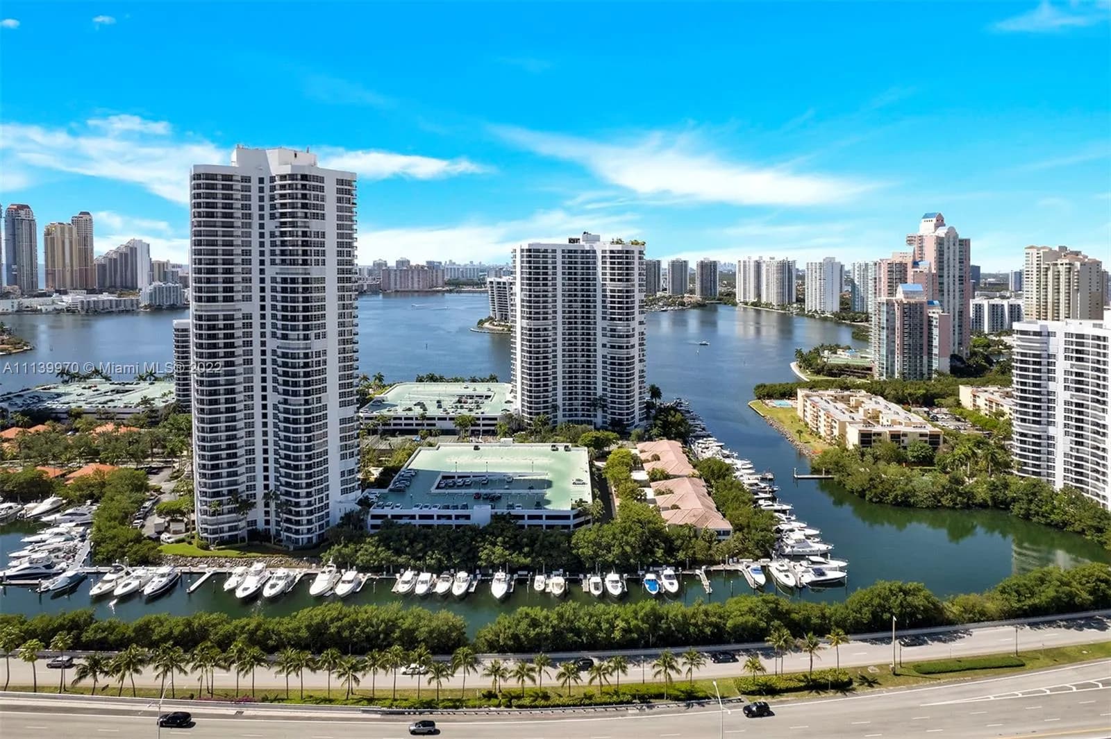 3530 Mystic Pointe Dr # 3008, Aventura FL 33180