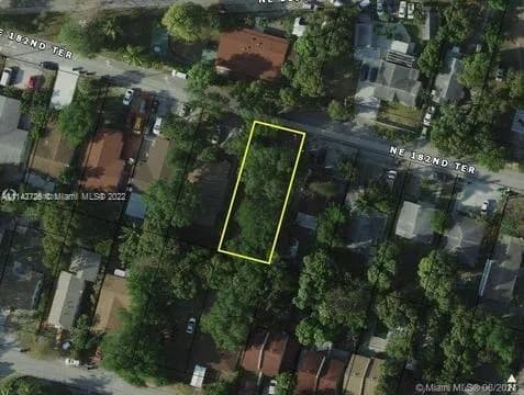 5 bedroom 5 bath for sale at 2572 NE 182nd Ter, North Miami Beach FL 33160