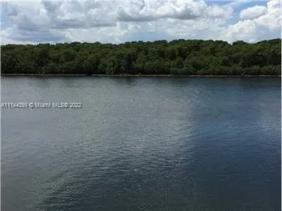 456 Poinciana Dr # 1620, Sunny Isles Beach FL 33160