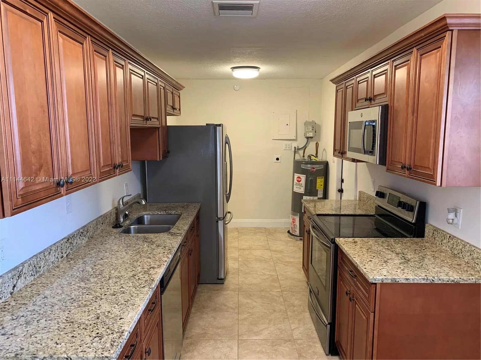 1510 N 68th Ave, Hollywood FL 33024