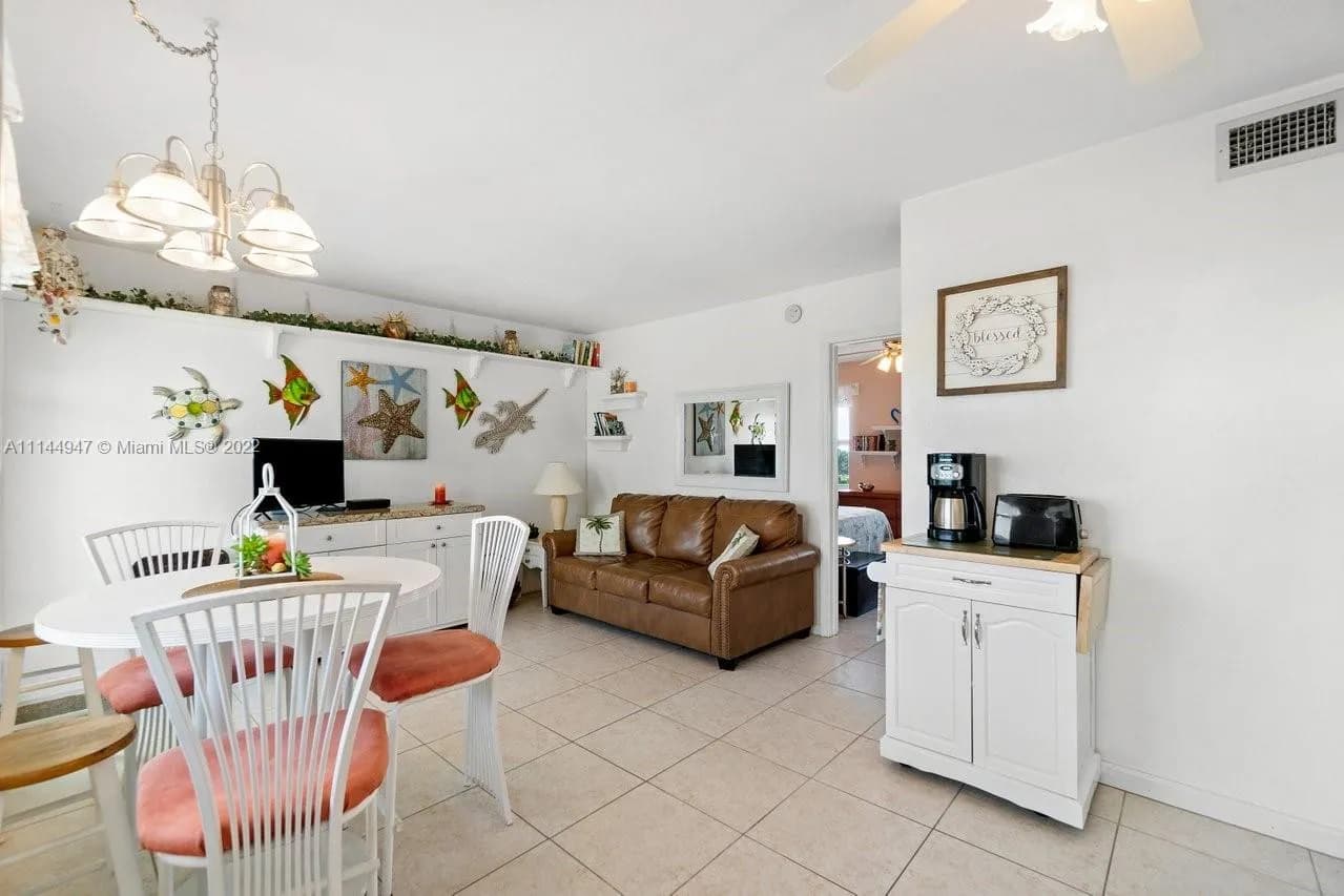 2600 N Surf Rd # 403, Hollywood FL 33019