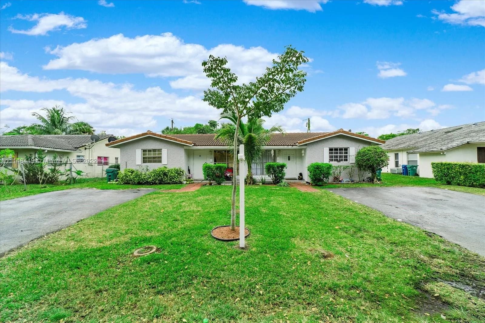 4380 NW 79th Ter, Coral Springs FL 33065