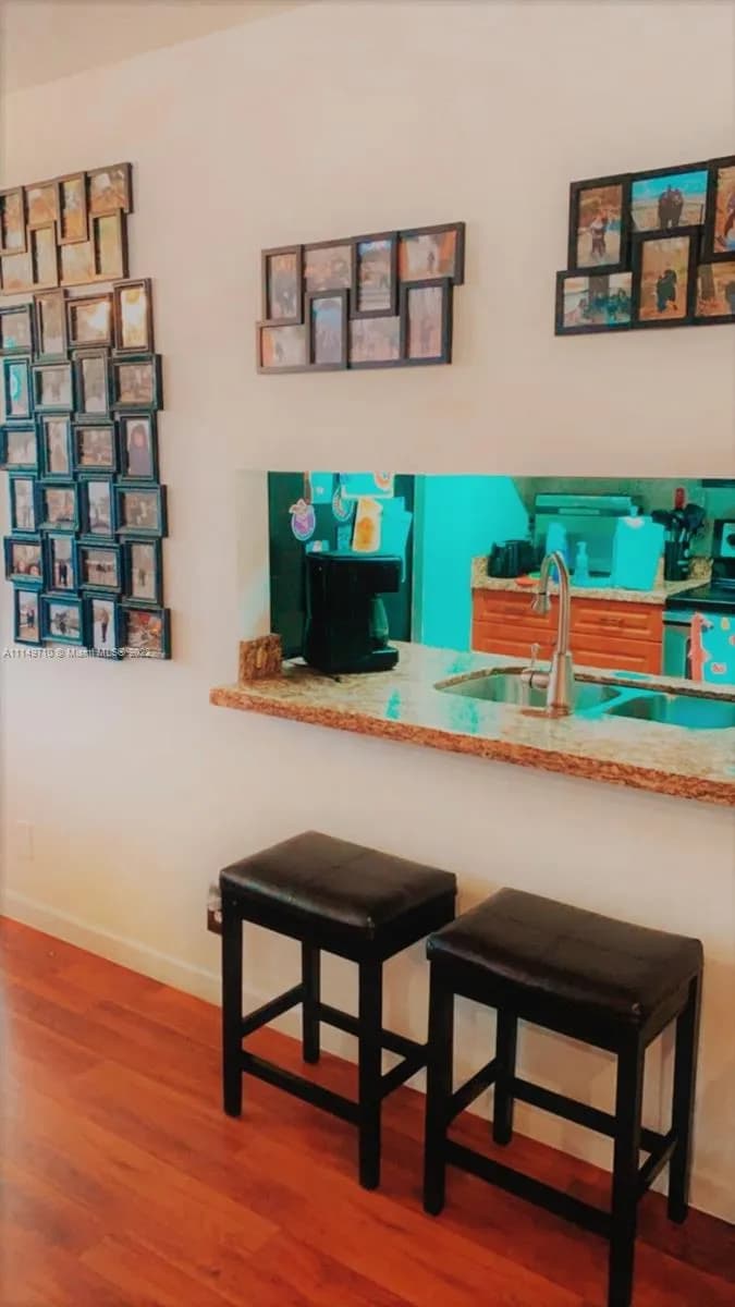 8630 SW 3rd St # 204, Pembroke Pines FL 33025