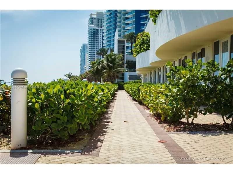 17201 Collins Ave # 1501, Sunny Isles Beach FL 33160