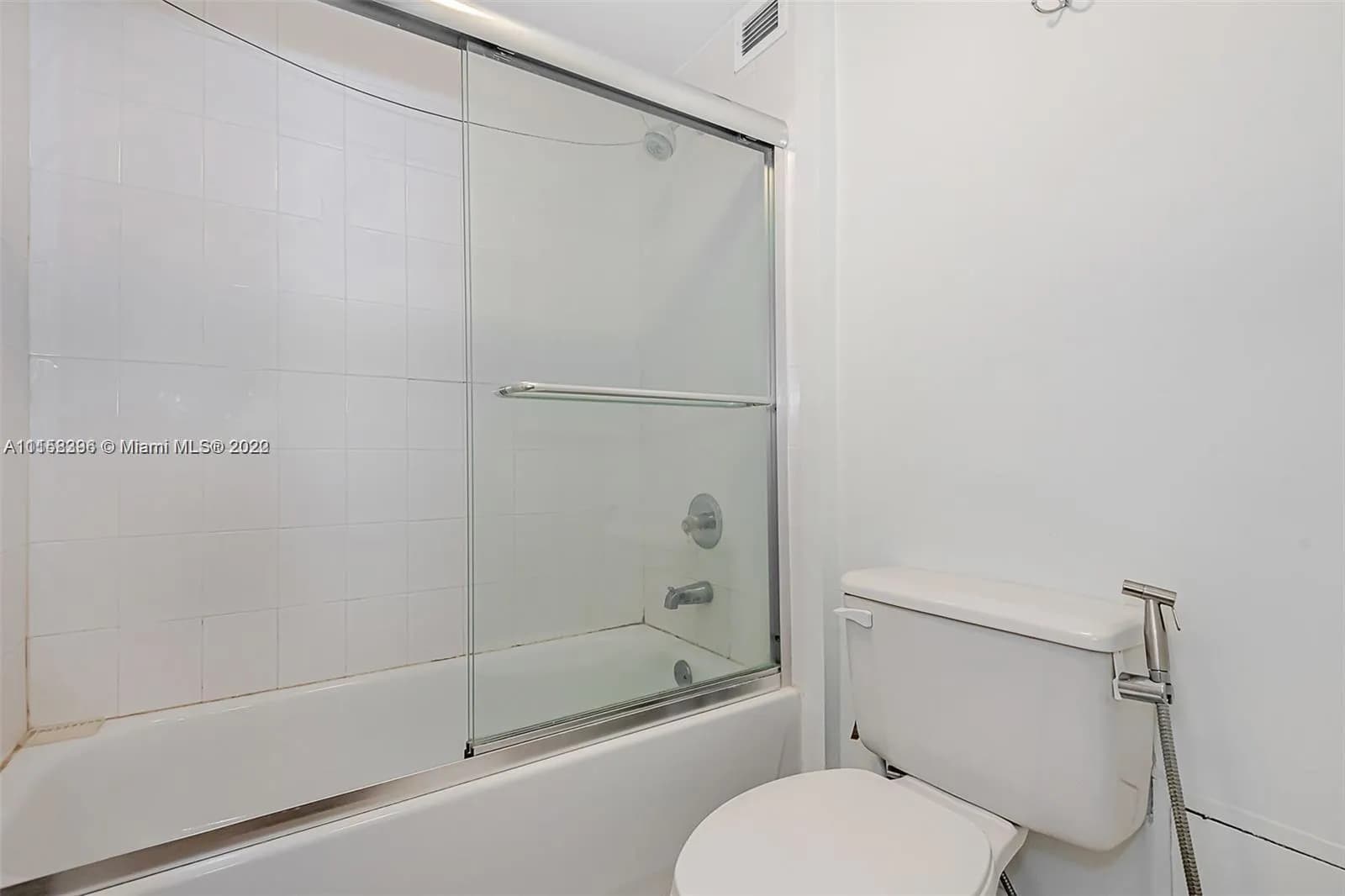 2301 Collins Ave # 423, Miami Beach FL 33139