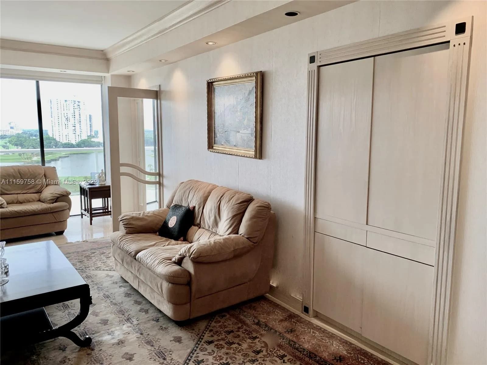 20281 E Country Club Dr # 811, Aventura FL 33180