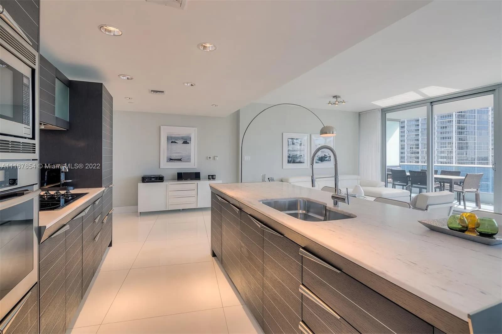 200 Biscayne Boulevard Way # 4202, Miami FL 33131