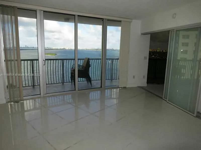 1750 N Bayshore Dr # 2101, Miami FL 33132