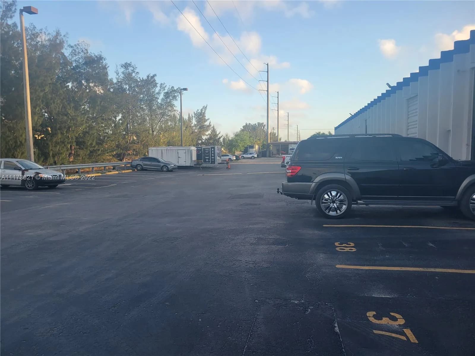 6911 NW 43rd St # 6911, Miami FL 33166