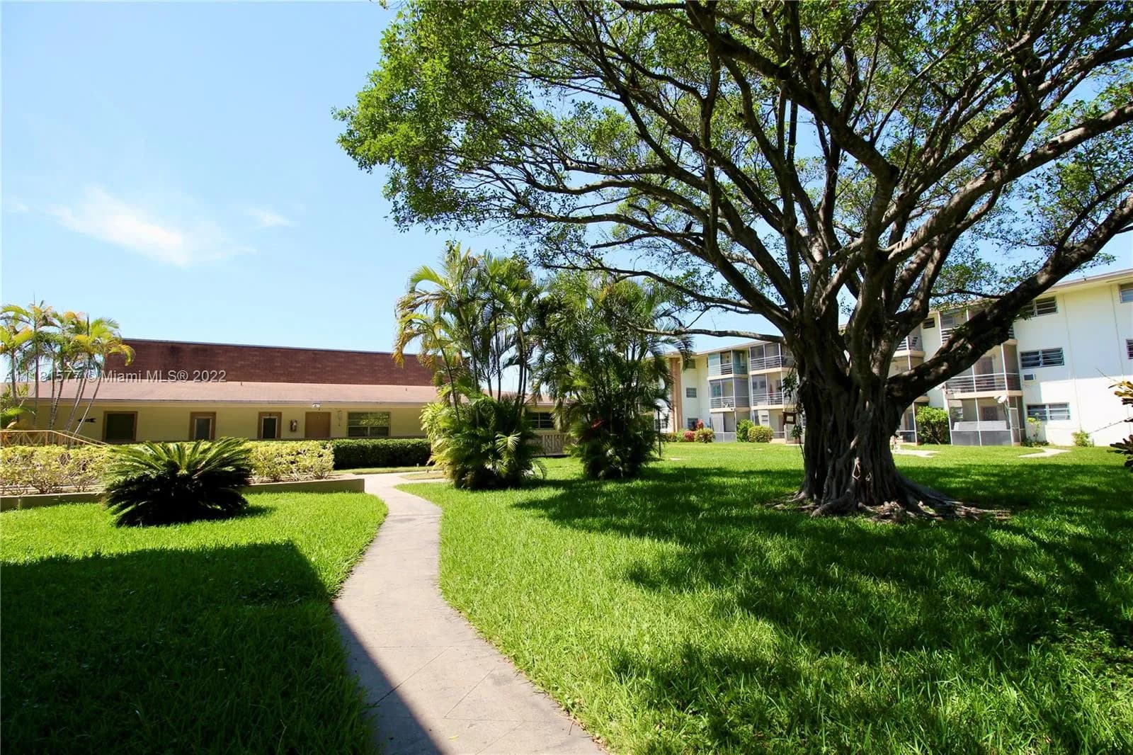 16790 NE 14th Ave # 202, Miami FL 33162