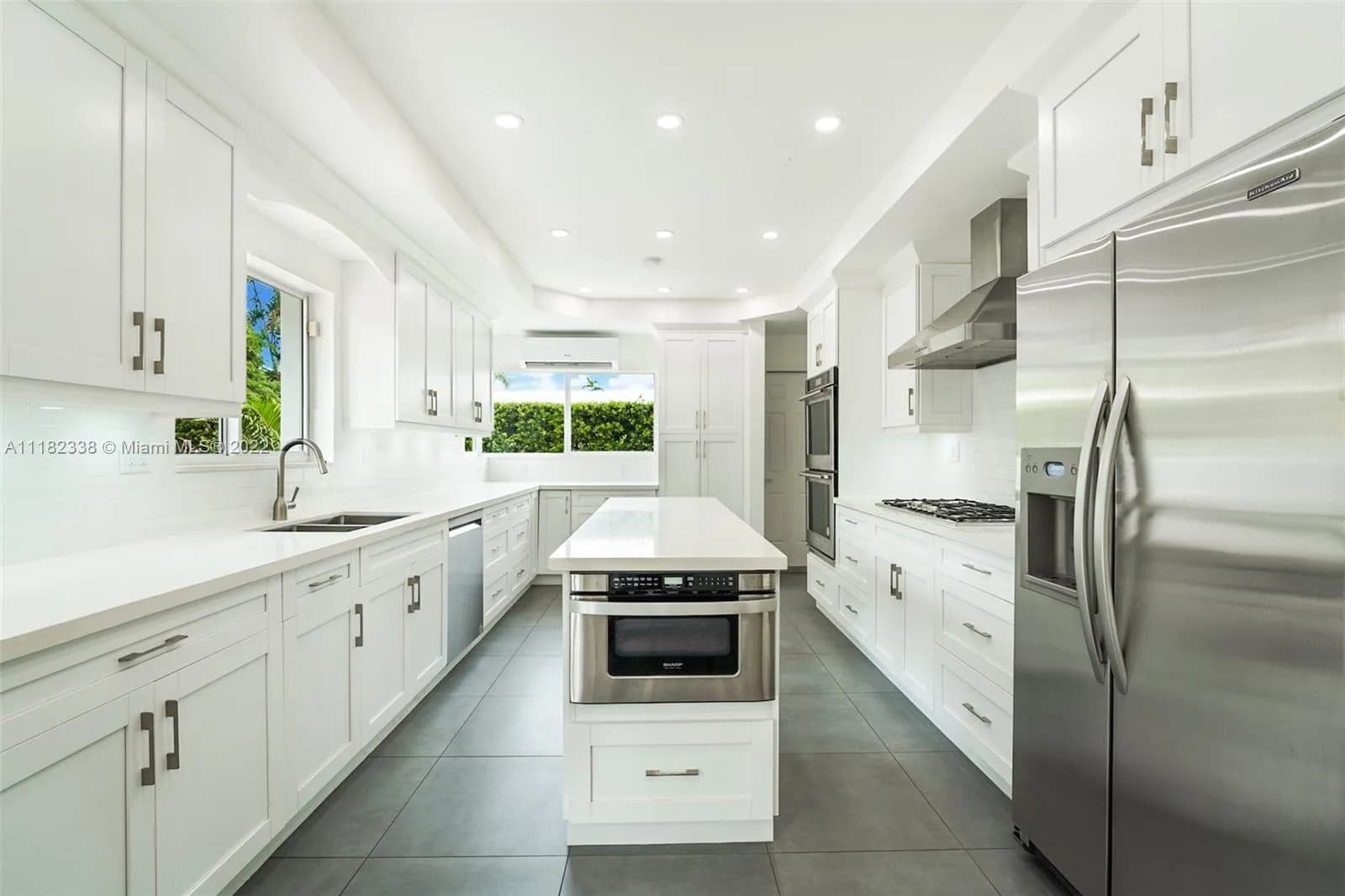 4258 N Michigan Ave, Miami Beach FL 33140