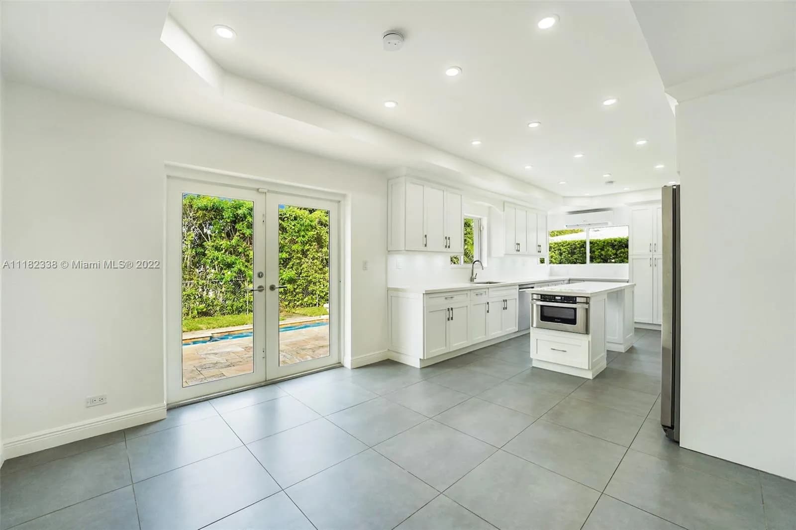 4258 N Michigan Ave, Miami Beach FL 33140