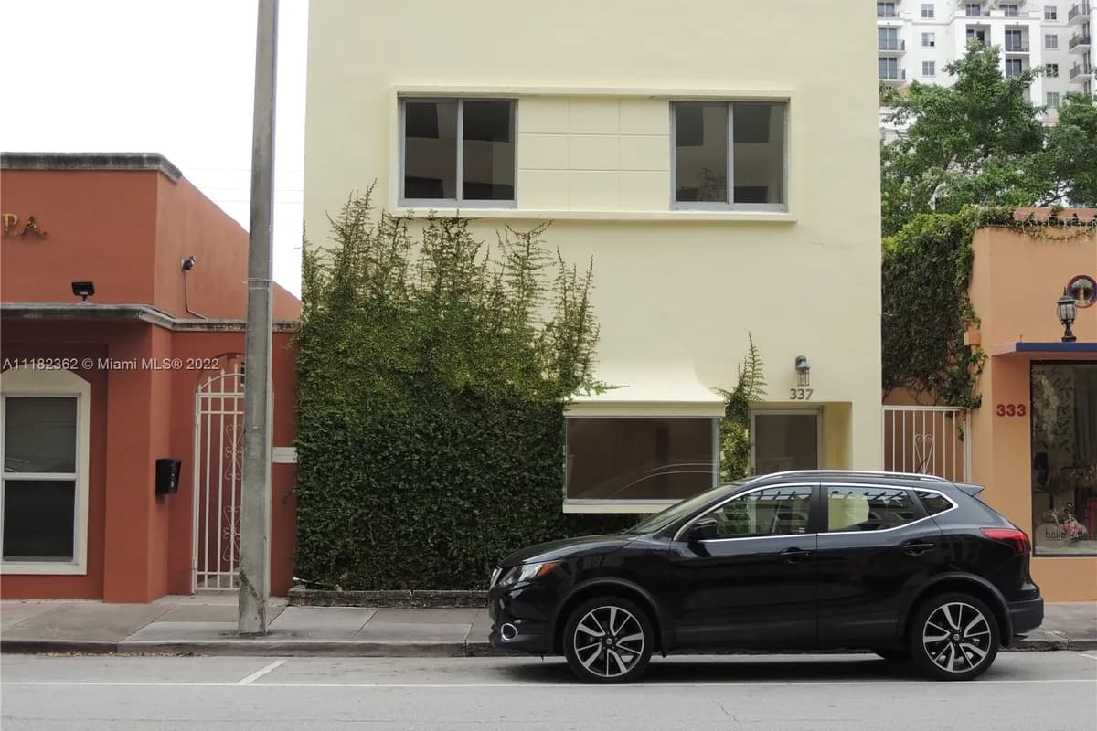 337 Alcazar Ave, Coral Gables FL 33134