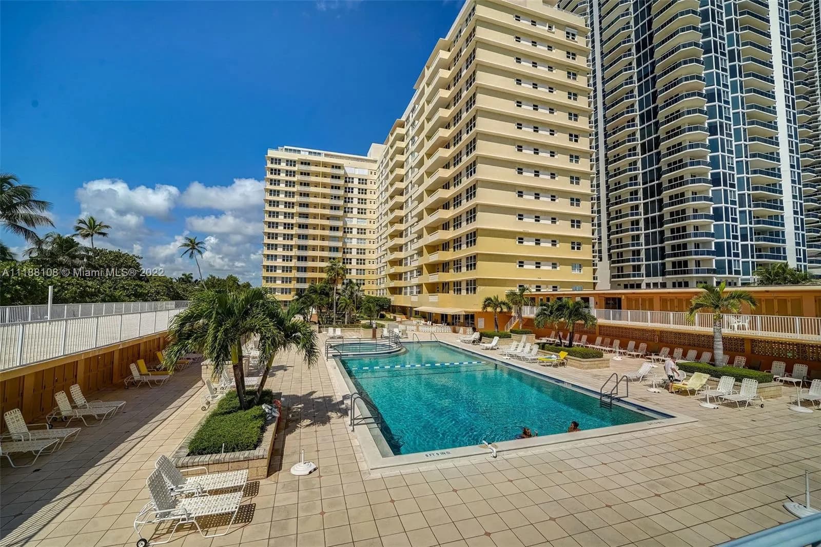 4747 Collins Ave # 708, Miami Beach FL 33140