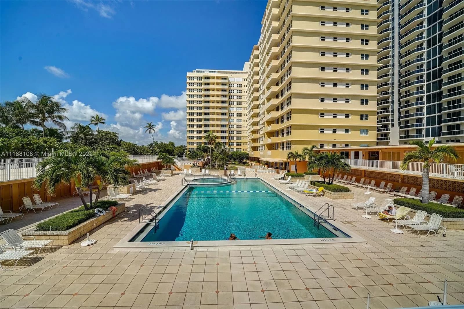 4747 Collins Ave # 708, Miami Beach FL 33140